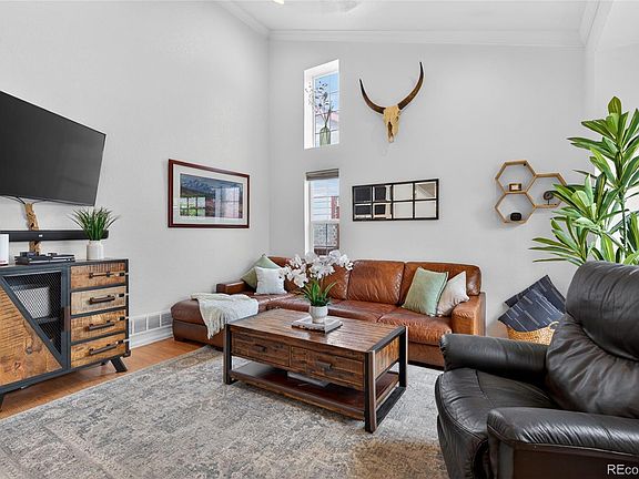 4th image of 448 W 116th Way