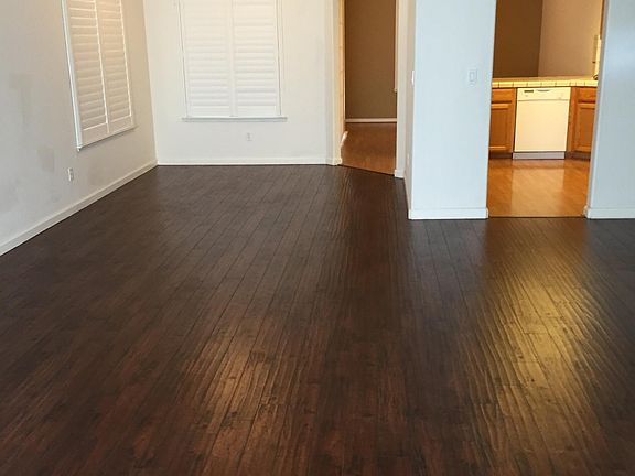 4th image of 1541 Brookside Dr