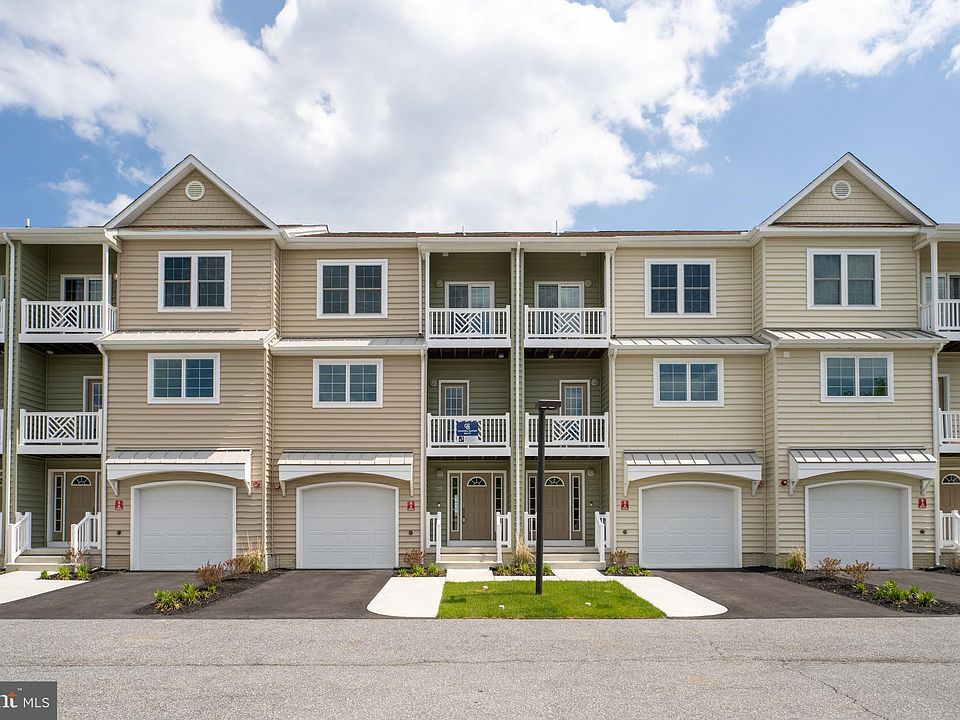 9823 Golf Course Rd UNIT 27, Ocean City, MD 21842 | Zillow