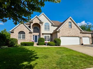 2007 Withers Ln, Bloomington, IL 61704