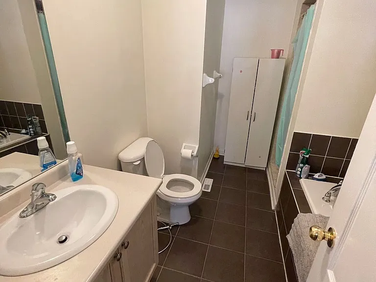 622 Candlestick Cir — Photo 12
