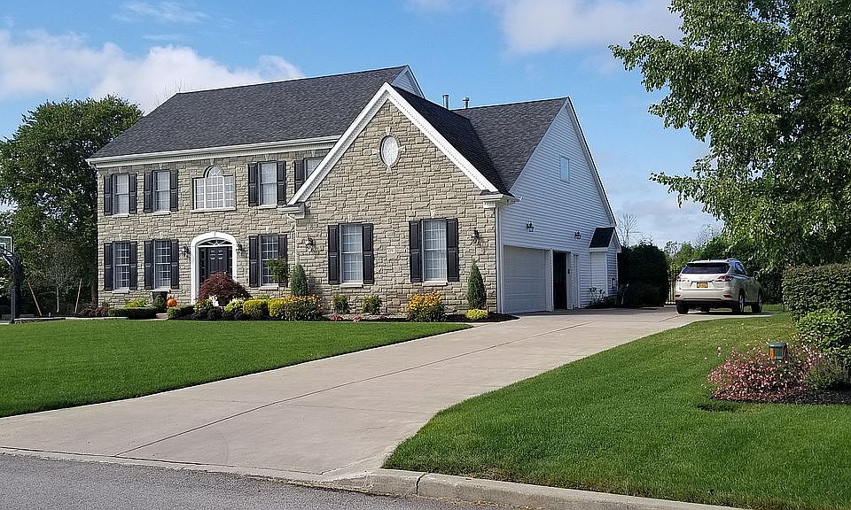 5597 Marthas Vineyard, Clarence Center, NY 14032 Zillow