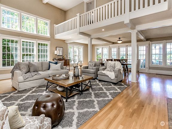 4th image of 10036 Dekoven Drive SW