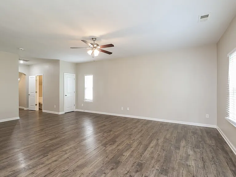 1017 Helms Rd — Photo 6