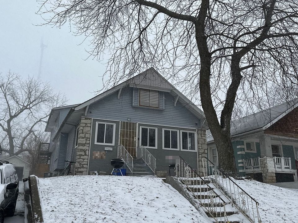 2nd image of 2223 Denver Ave