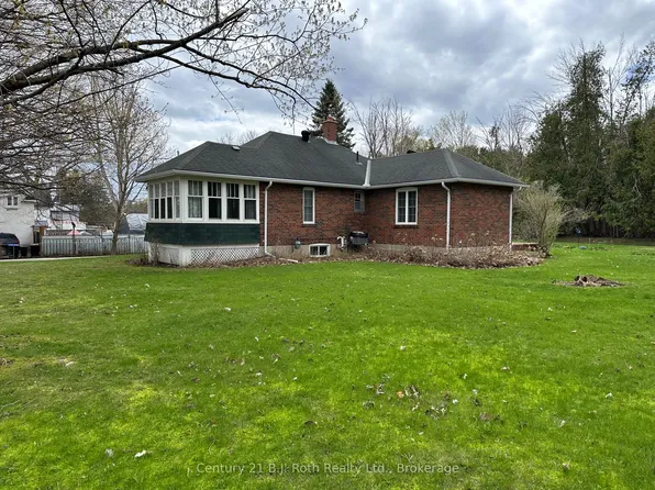 330 11th Line S, Oro Medonte, ON L0L 1T0