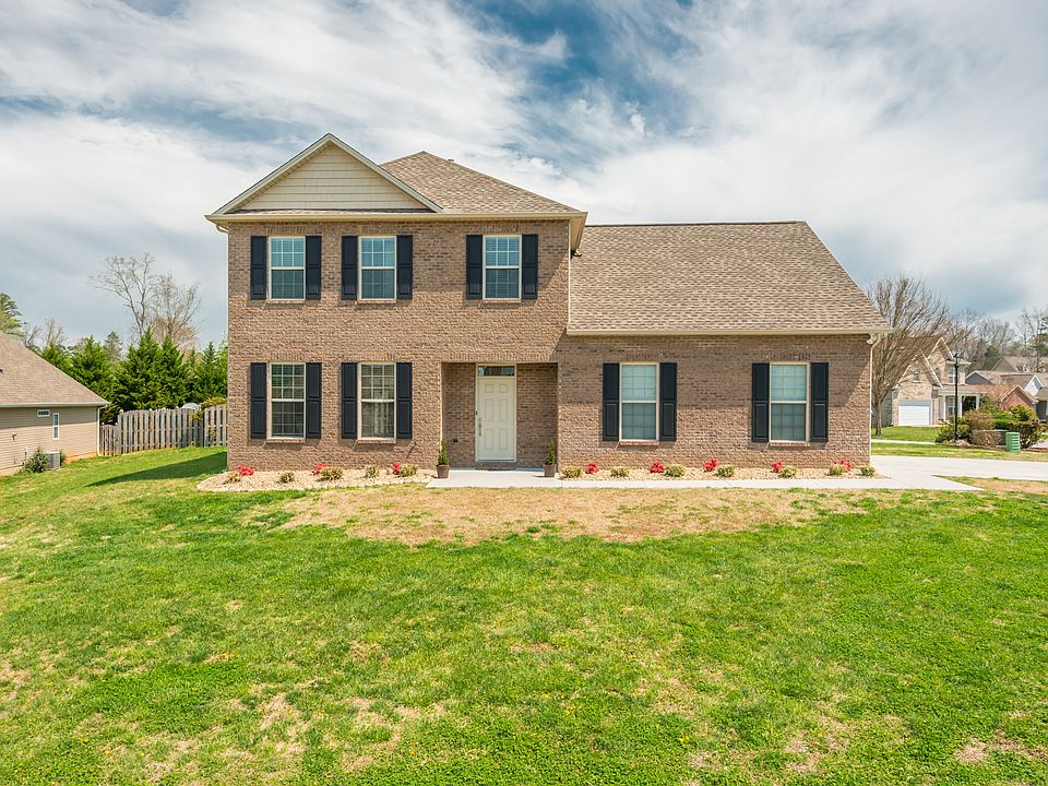 1st image of 135 Gunter Dr