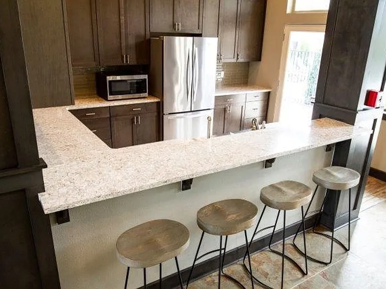 4882 Rural Rd SW #205 — Photo 3