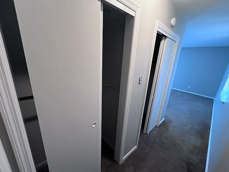 215 Berkshire Cir — Photo 20