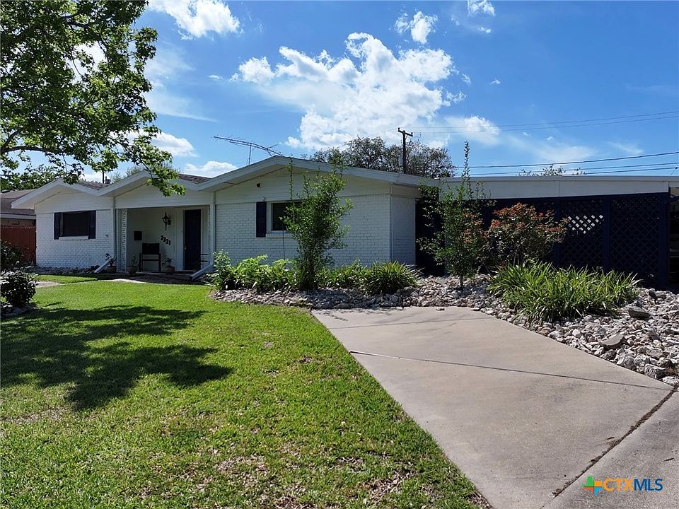 1st image of 2221 McPherson Dr