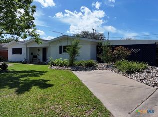 2221 McPherson Dr, Port Lavaca, TX 77979