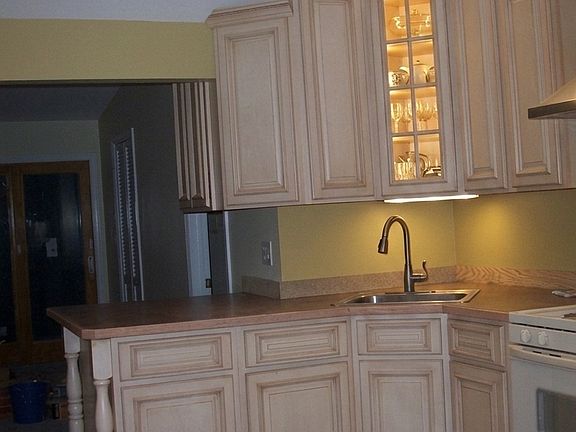 2nd image of 16-22 Eberlin Dr