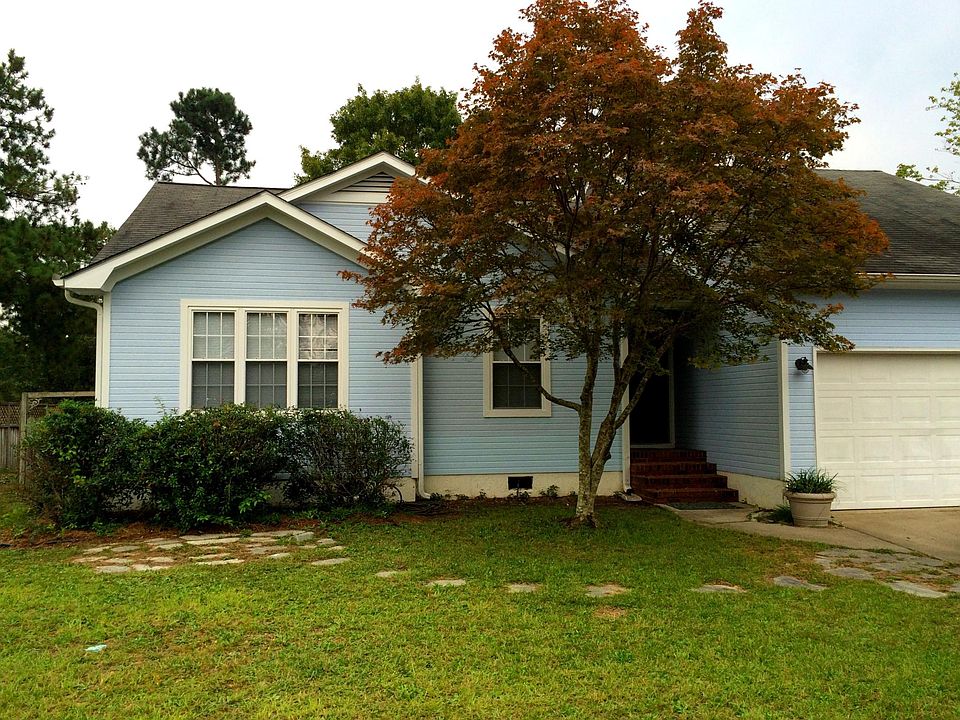 1st image of 62 Suffolk Dr