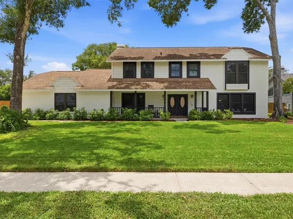 11007 Theresa Arbor Dr, Temple Terrace, FL 33617