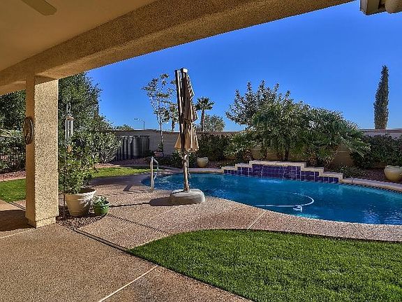 4th image of 22425 N Arrellaga Dr