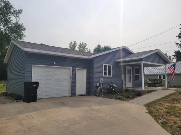 1017 E Railroad St, Hastings, MI 49058