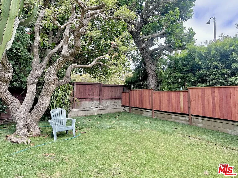 2216 Meade Pl — Photo 55