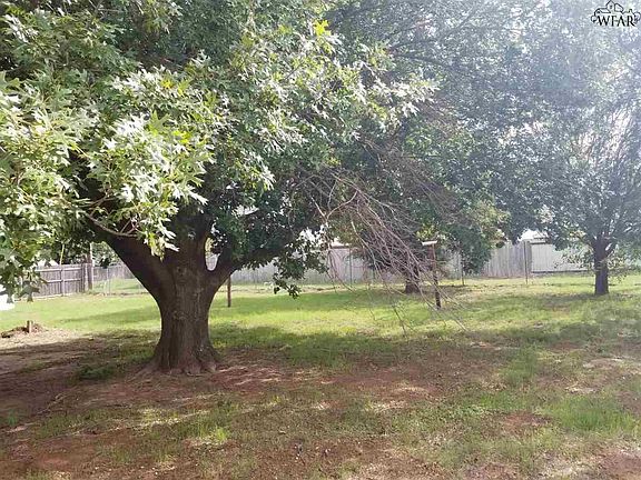 4th image of 11091 Hayden Dr