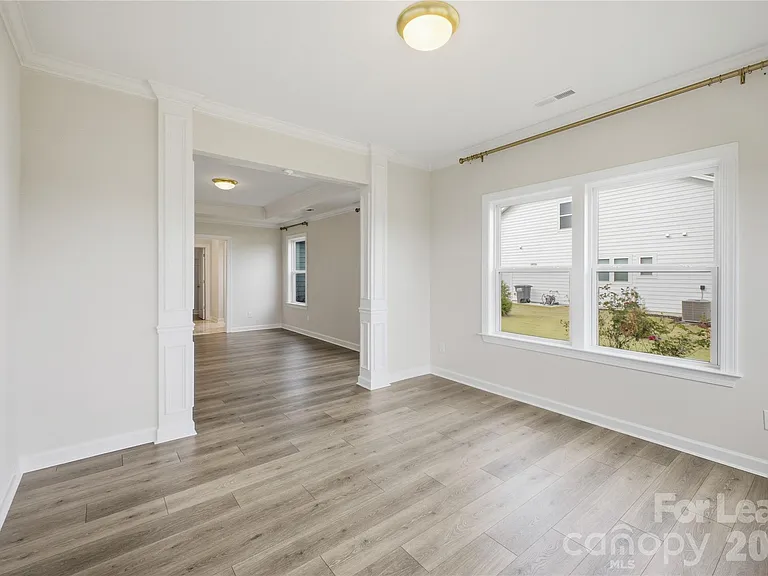 1018 Stone Marker Dr — Photo 16