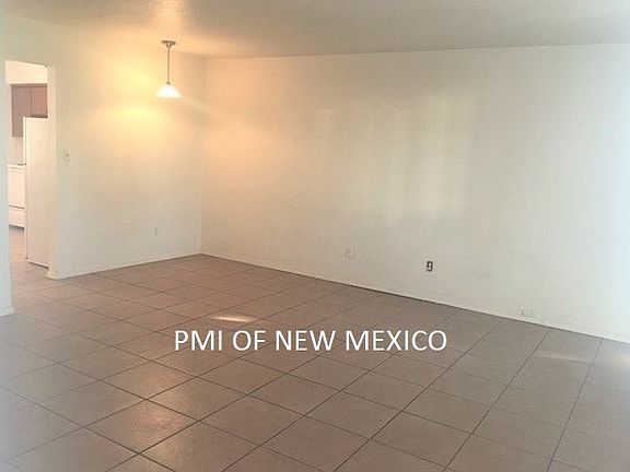 2nd image of 1604 Gladys Dr APT B
