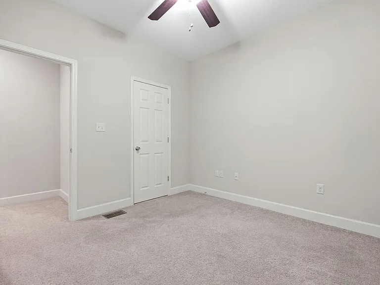 503 Arbor Lake Dr — Photo 37