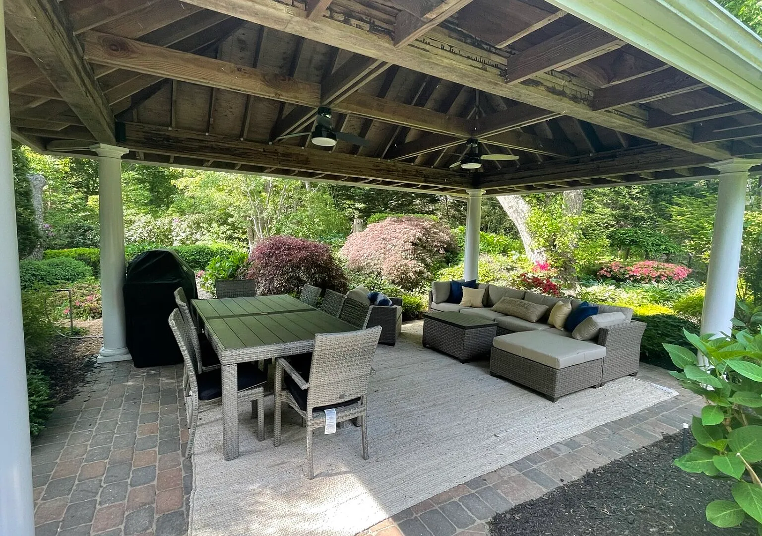 Stunning, Contemporary Southampton Home Near Town Beaches — Photo 4