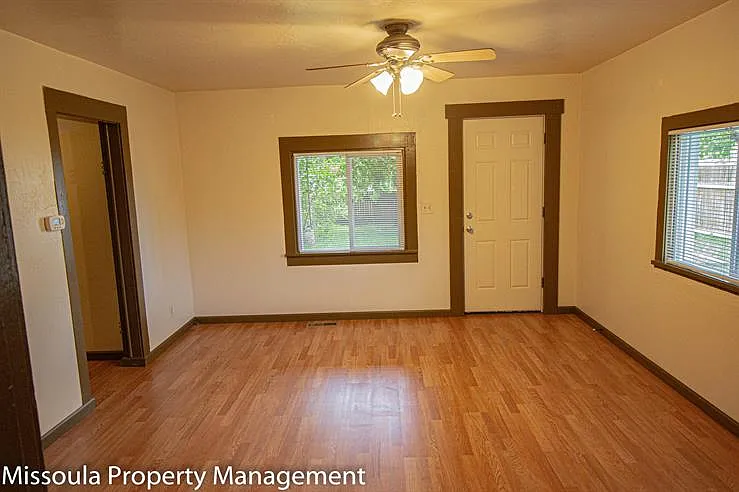 2230 S 14th St W — Photo 3
