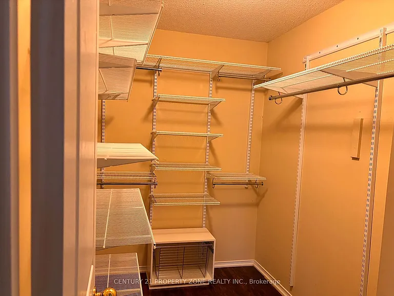 2201 Crestmont Dr — Photo 22
