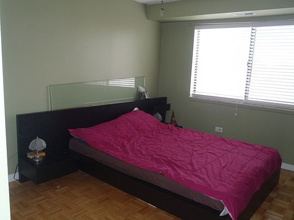 3rd image of 7650 W Lawrence Ave Unit 204