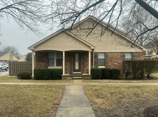 8400 Dogwood Ln, Warren, MI