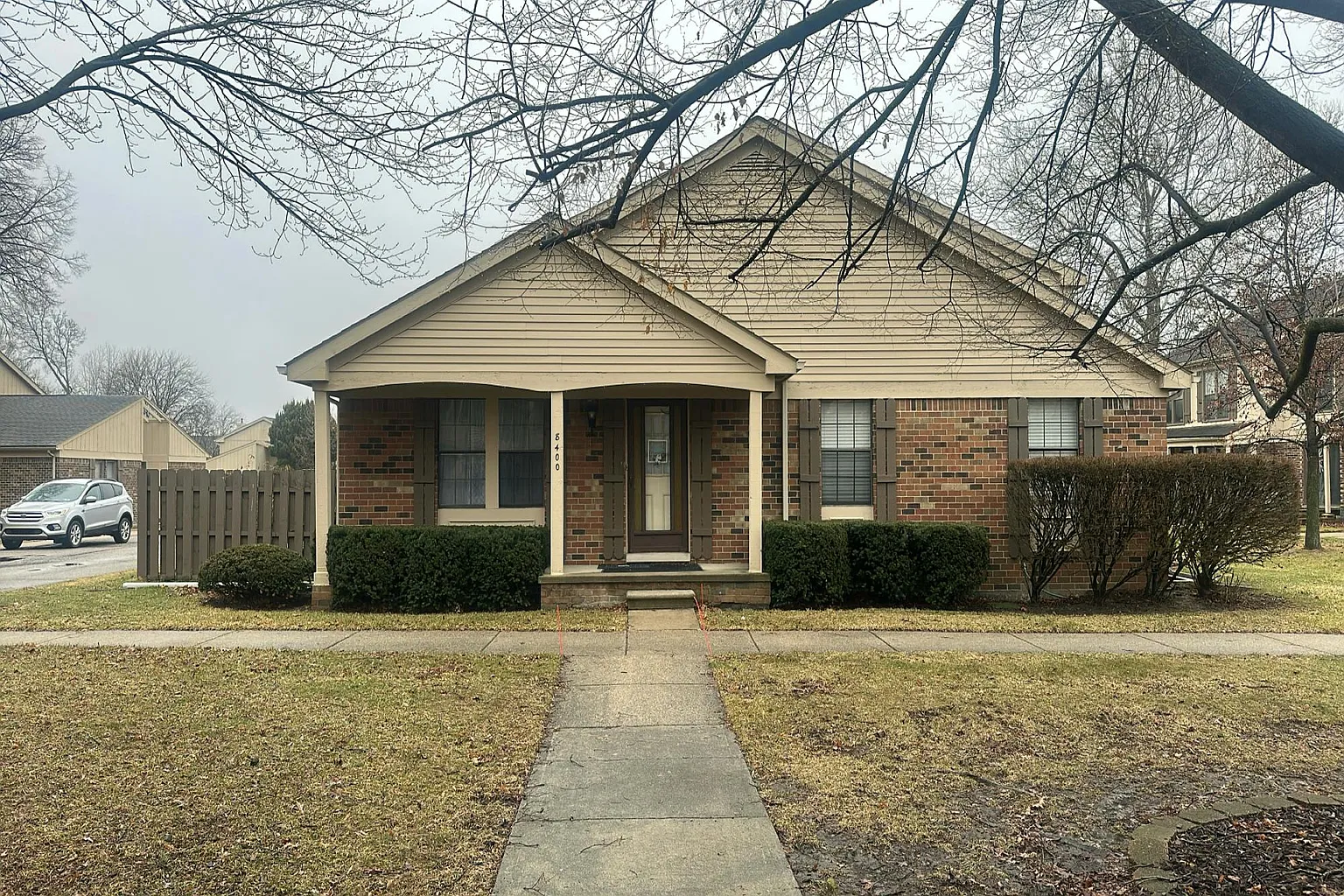 8400 Dogwood Ln photo 1