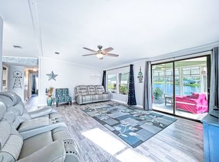 19414 Sun Air Ct, North Fort Myers, FL 33903
