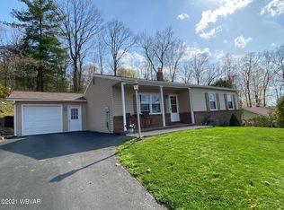 34 Quiggle Ave, Lock Haven, PA 17745
