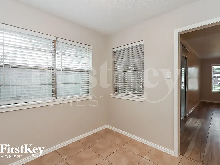 10022 Sweet Gum Ln — Photo 5