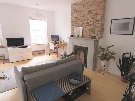 Rented by Avenue Sotheby's International Realty | media 5