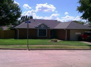 2714 Skyview Dr, Corinth, TX 76210