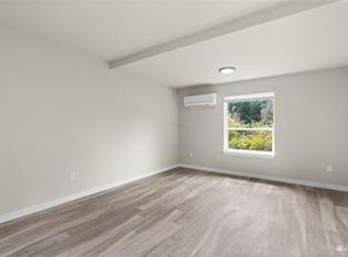 5110 Boston Harbor Rd NE, Olympia, WA 98506