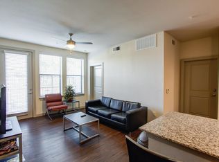 4460 S Macgregor Way #204B, Houston, TX 77021