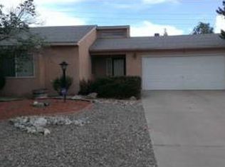 92 Spring Rd NE, Rio Rancho, NM 87124