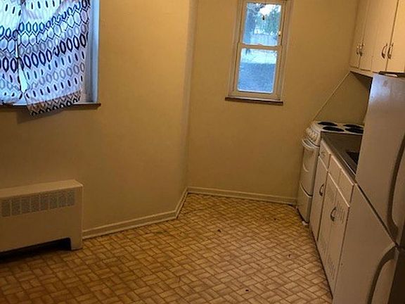 5th image of 155 W 2nd St #B