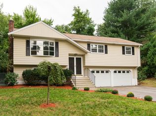 107 Eva Dr, Leominster, MA 01453