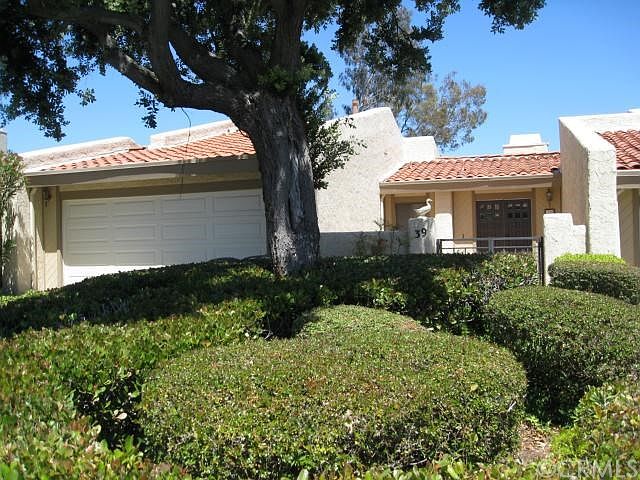 1st image of 39 Peartree Ln