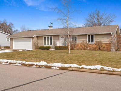1559 Young DRIVE W W, Onalaska, WI, 54650
