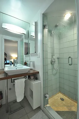 Rented by Keller Williams NYC | media 19