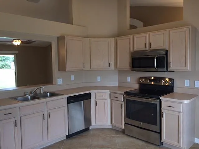 3832 SW Hale St — Photo 11