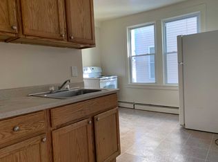 207 Winnikee Ave #2, Poughkeepsie, NY 12601
