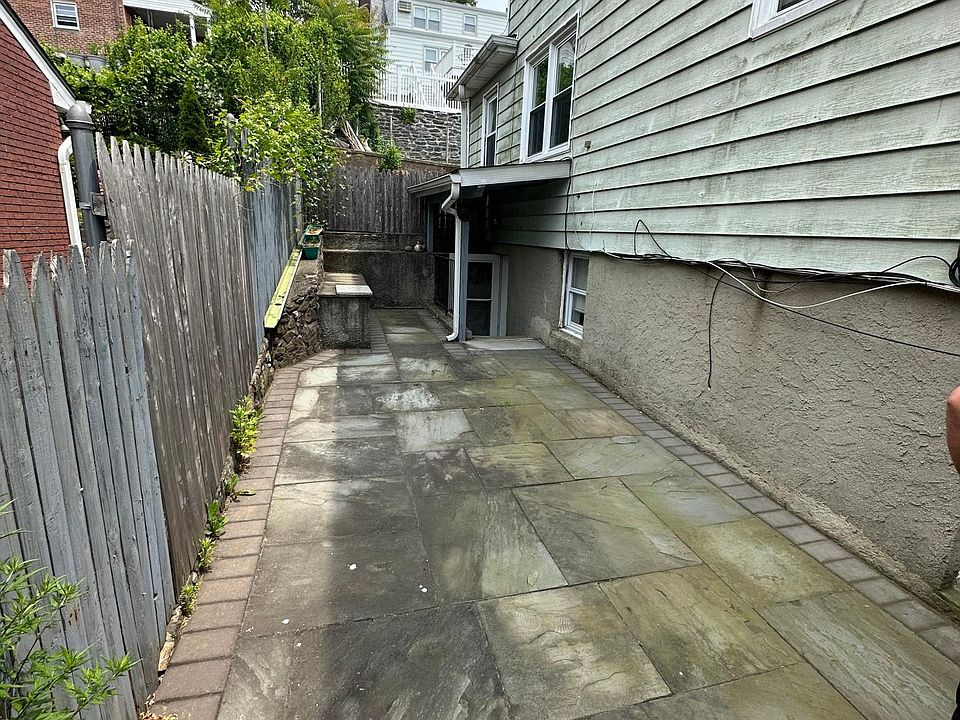 1st image of 40 Fairview Ave Floor 1
