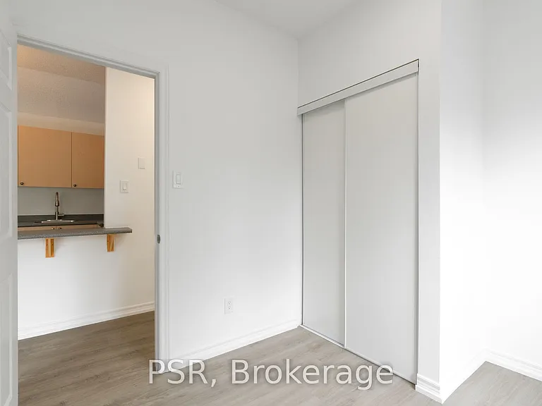 1355 Bayview Ave #CH3 — Photo 20