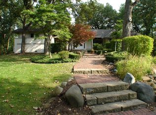 362 Deepwood Rd, Barrington, IL 60010