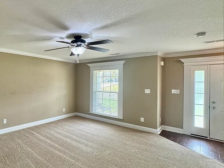 1203 Elsborn Ridge Rd — Photo 8